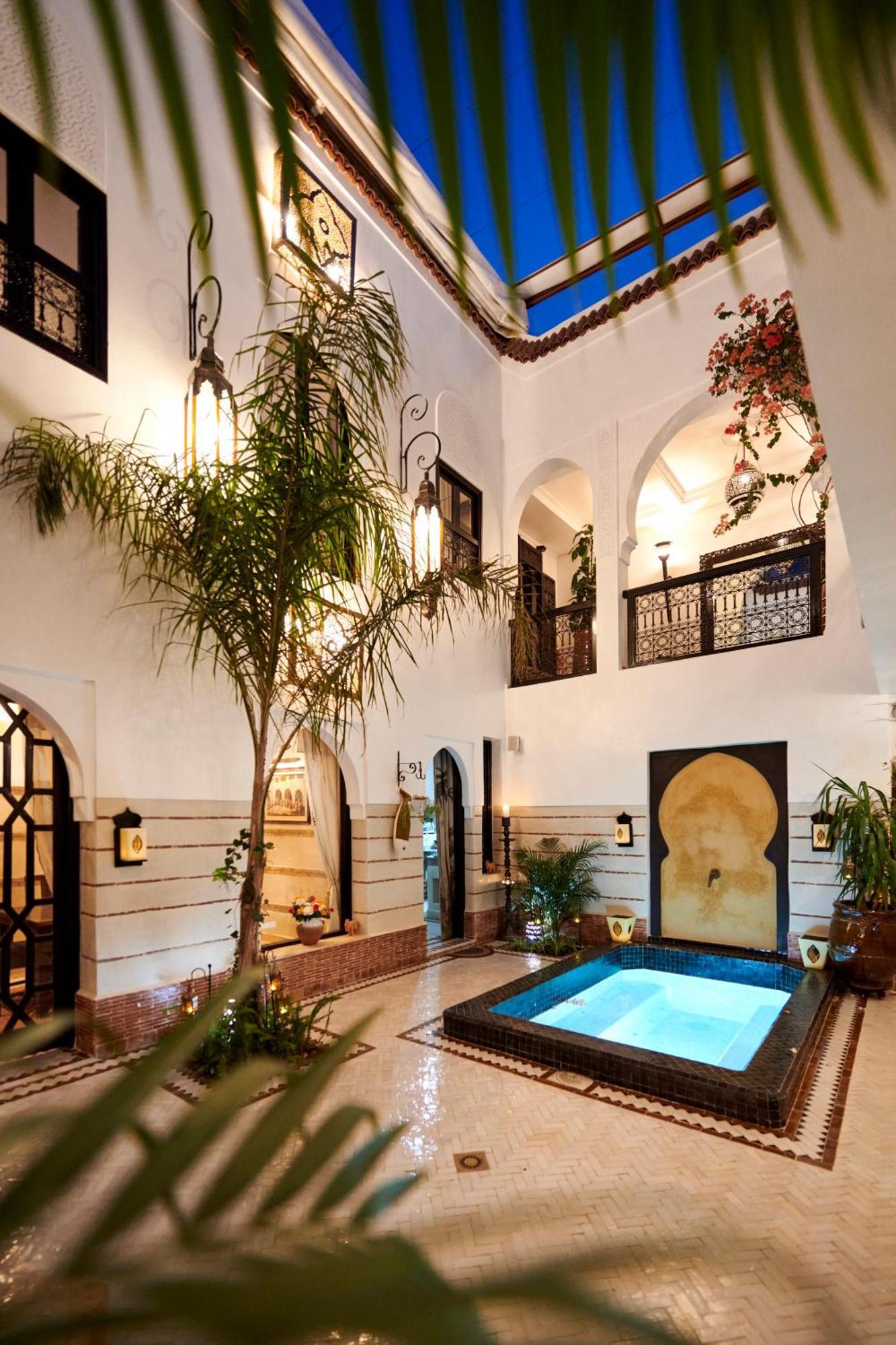 Riad Dar Amanza En Exclusivite Avec 4 Chambres Au Coeur De La Medina Marrakesh Bagian luar foto