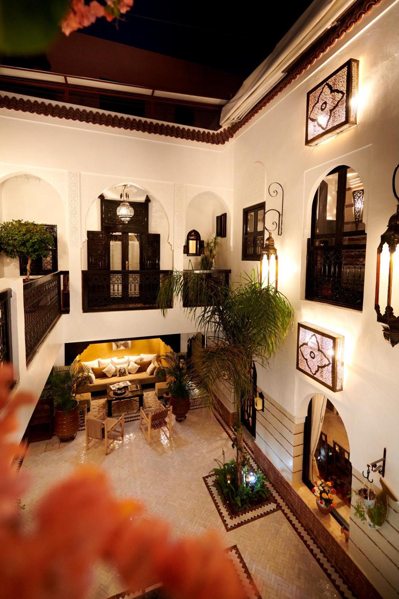 Riad Dar Amanza En Exclusivite Avec 4 Chambres Au Coeur De La Medina Marrakesh Bagian luar foto